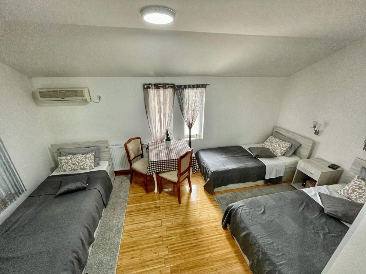 Tepic Garni Hotel Temerin 외부 사진